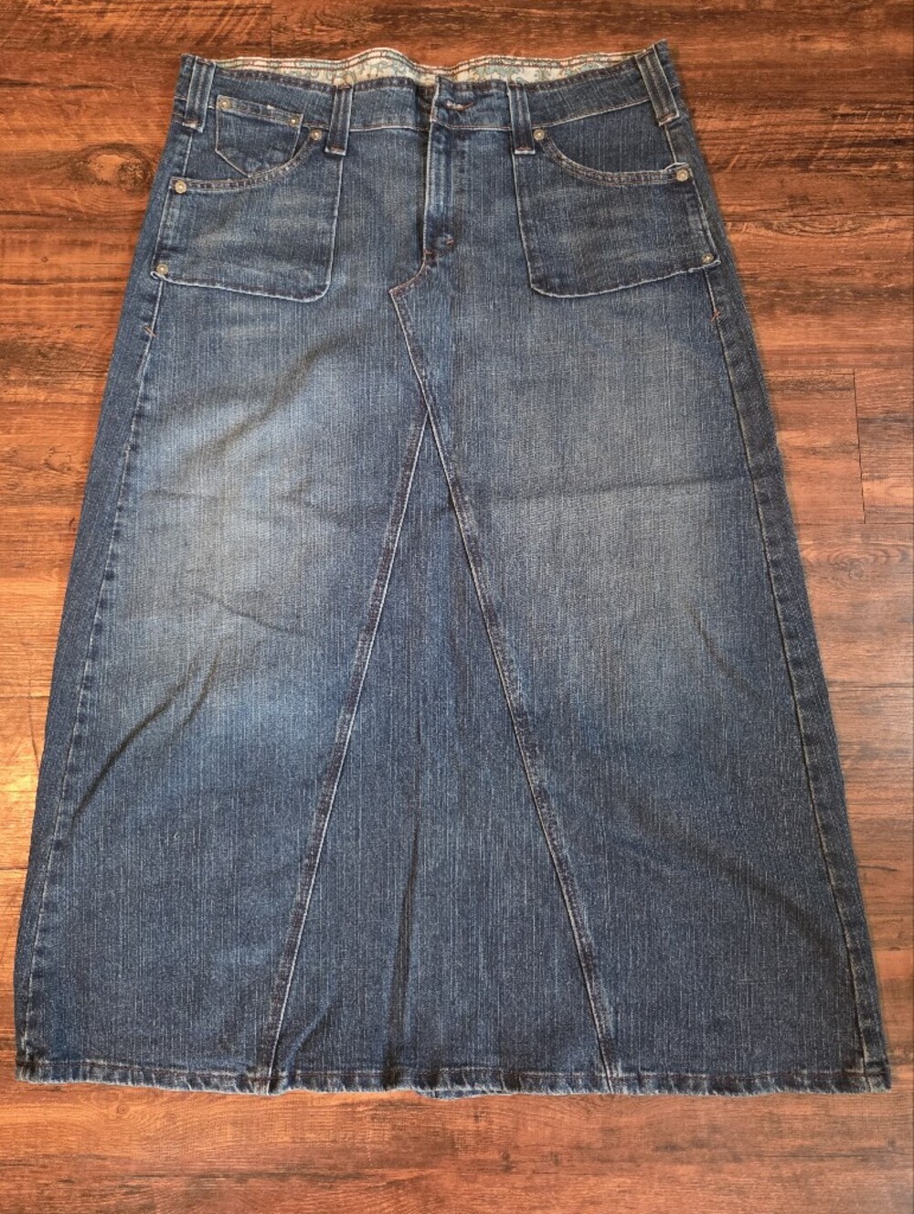 Levi's Denim Maxi Skirt - Size 18 Modest No Slit